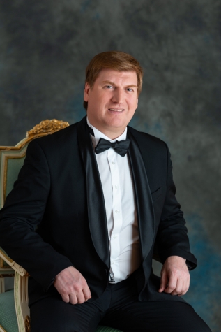 Халид Нуралиев